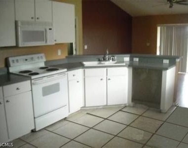 4544 Varsity Circle - Photo Thumbnail 3