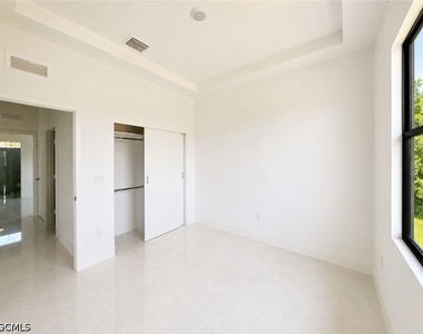 8034 Life Circle - Photo Thumbnail 9