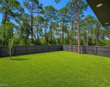 8034 Life Circle - Photo Thumbnail 11
