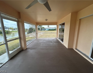 1405 Ne 5th Place - Photo Thumbnail 21
