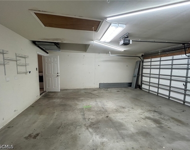 1405 Ne 5th Place - Photo Thumbnail 23