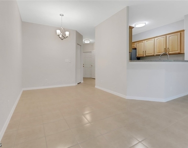 8189 Pacific Beach Drive - Photo Thumbnail 7