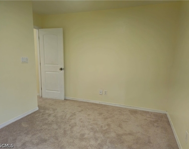 4020 26th Street Sw - Photo Thumbnail 9