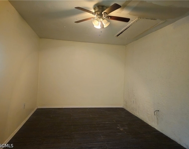 4020 26th Street Sw - Photo Thumbnail 16