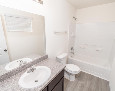 5511 Latta Plantation - Photo Thumbnail 6