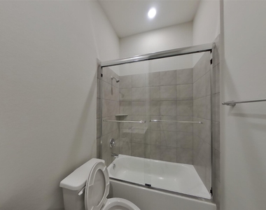 22847 Terrazzo Drive - Photo Thumbnail 12