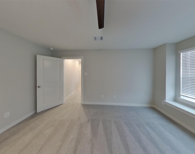 22847 Terrazzo Drive - Photo Thumbnail 5