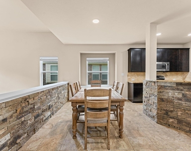 9974 Stone Creek Lane - Photo Thumbnail 17