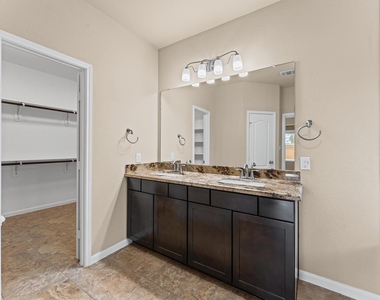 9974 Stone Creek Lane - Photo Thumbnail 34