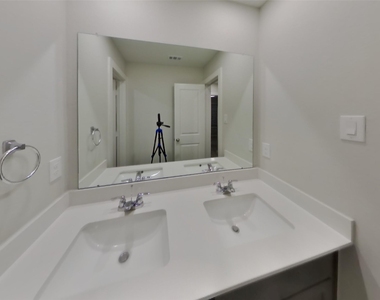 22819 Frassino Place - Photo Thumbnail 13
