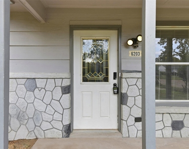 6203 Gaston Street - Photo Thumbnail 2