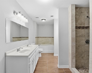 6203 Gaston Street - Photo Thumbnail 15