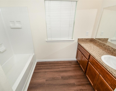 3610 Bluebird Park Lane - Photo Thumbnail 7
