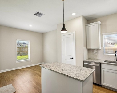 3085 Sorrento Hill Drive - Photo Thumbnail 20