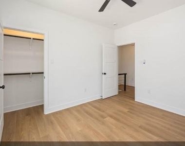 4501 Newberry Street - Photo Thumbnail 11