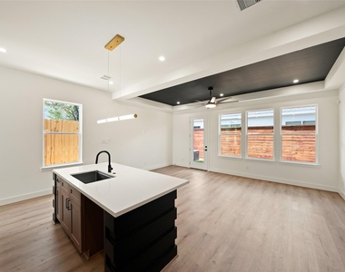 307 Quitman - Photo Thumbnail 7