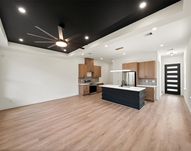307 Quitman - Photo Thumbnail 5