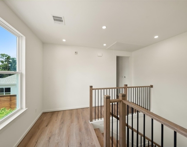 307 Quitman - Photo Thumbnail 24