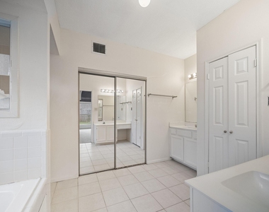 16326 Brush Meadow Court - Photo Thumbnail 3