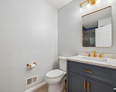 234 Terrace Lake - Photo Thumbnail 15