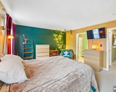 234 Terrace Lake - Photo Thumbnail 18