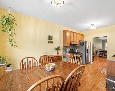 234 Terrace Lake - Photo Thumbnail 5
