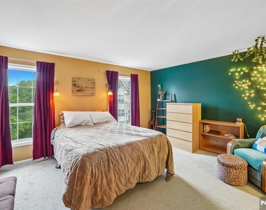234 Terrace Lake - Photo Thumbnail 17