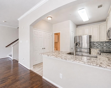 12707 Boheme Drive - Photo Thumbnail 5
