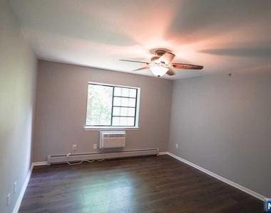 1418 Faulkner - Photo Thumbnail 5