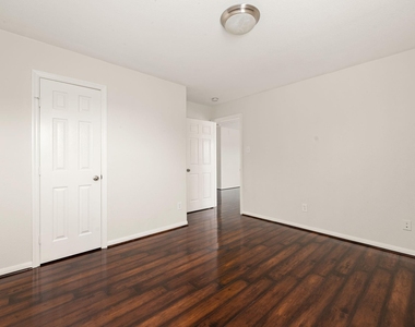 21426 Venture Park Drive - Photo Thumbnail 31