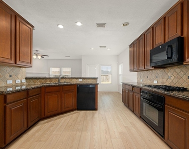 21426 Venture Park Drive - Photo Thumbnail 4