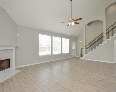 23751 River Place Drive - Photo Thumbnail 6