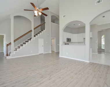 23751 River Place Drive - Photo Thumbnail 7