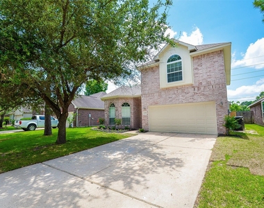 23751 River Place Drive - Photo Thumbnail 2