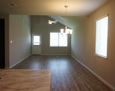 20911 Iris Bloom Street - Photo Thumbnail 9