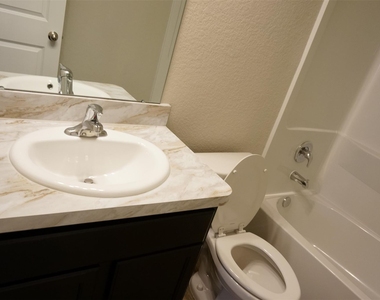 20911 Iris Bloom Street - Photo Thumbnail 22