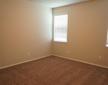 20911 Iris Bloom Street - Photo Thumbnail 21