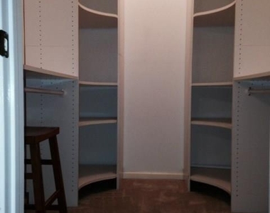 17307 Nordway Drive - Photo Thumbnail 8