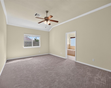 24715 Hikers Bend Drive - Photo Thumbnail 17
