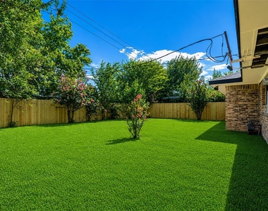 5426 Fairgreen Lane - Photo Thumbnail 26