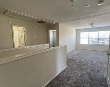 10506 Sugar Trace Drive - Photo Thumbnail 9