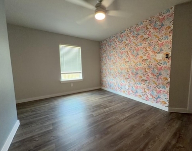 22476 Mountain Pine Drive - Photo Thumbnail 16