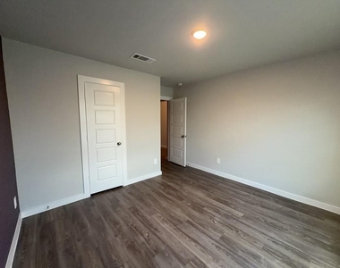 22476 Mountain Pine Drive - Photo Thumbnail 25