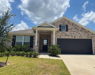 22476 Mountain Pine Drive - Photo Thumbnail 1