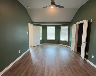 22476 Mountain Pine Drive - Photo Thumbnail 12