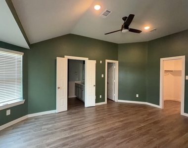 22476 Mountain Pine Drive - Photo Thumbnail 8