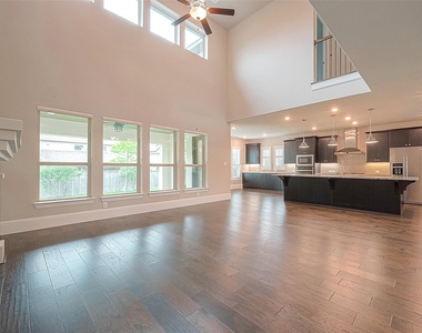 58 Canopy Green - Photo Thumbnail 13