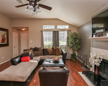 18446 S Wimbledon Drive - Photo Thumbnail 5
