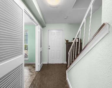 11515 Burdine Street - Photo Thumbnail 5