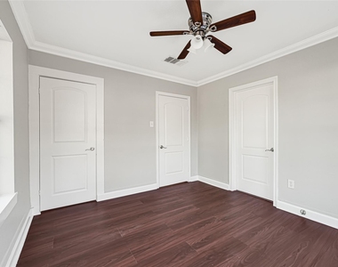 2331 Delafield Street - Photo Thumbnail 14